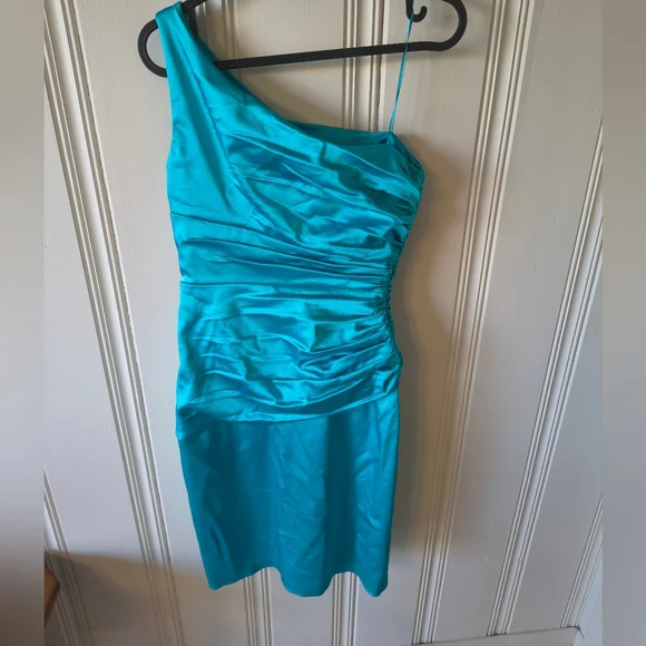 JAX Turquoise One Shoulder Ruched Dress - Picture 3 of 3